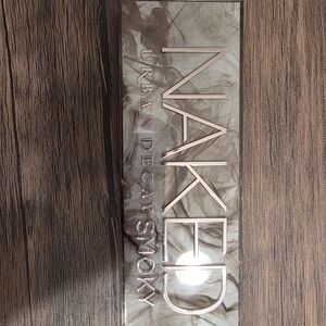 Urban Decay Naked Smoky Wall Art - Brown and Gray